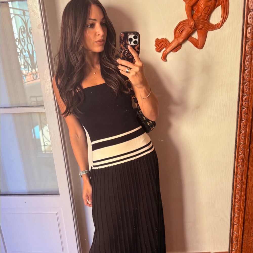 Meshki Black and White Solaris Pleated Skirt